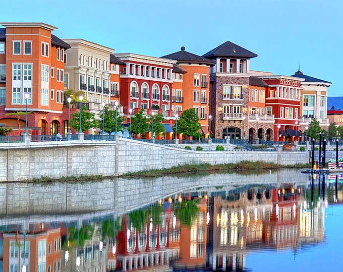 Napa Valley Wine Tours & Dining BW Plus Inn at the Vines CA